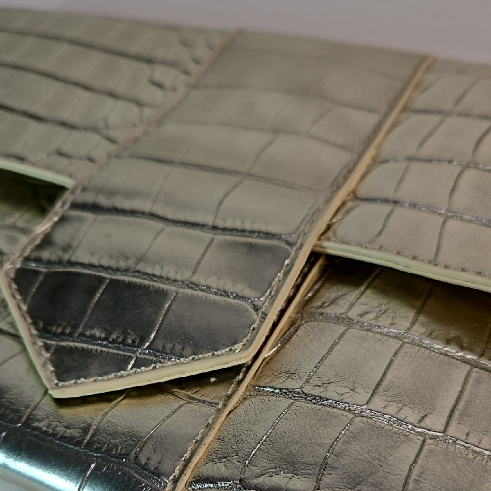 JJ Winters Nikki Metallic Crocodile Embossed Clutch Vegan NWT - Picture 10 of 10
